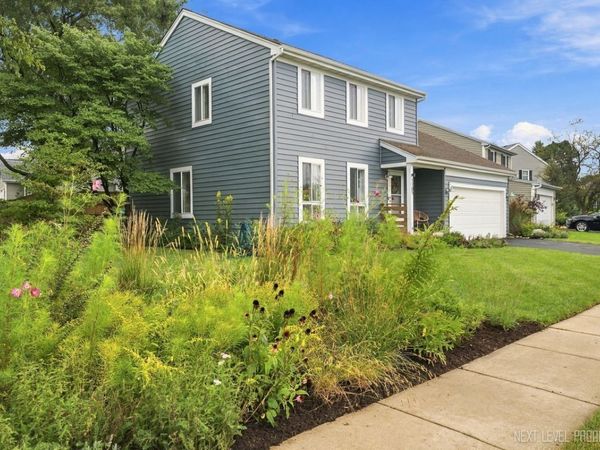 1105 Appleton Lane, Geneva, IL 60134