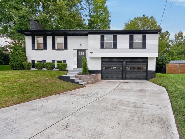 12080 Greystone Court, Springfield Twp., OH 45240