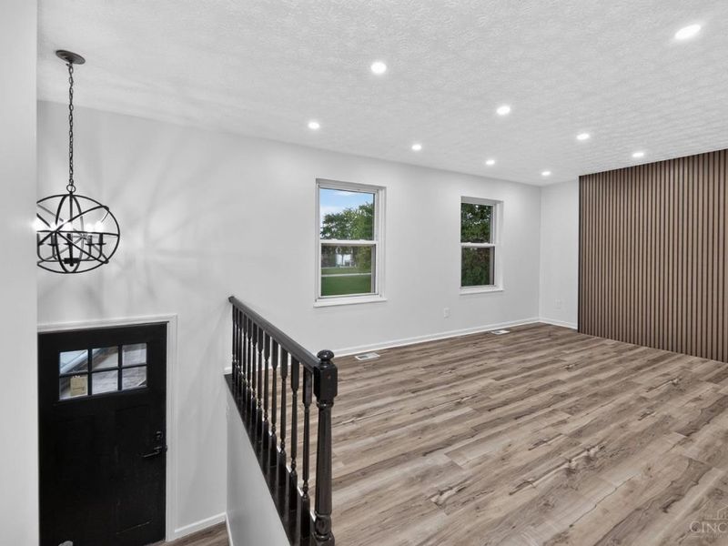 12080 Greystone Court, Springfield Township, OH 45240 Photo 7