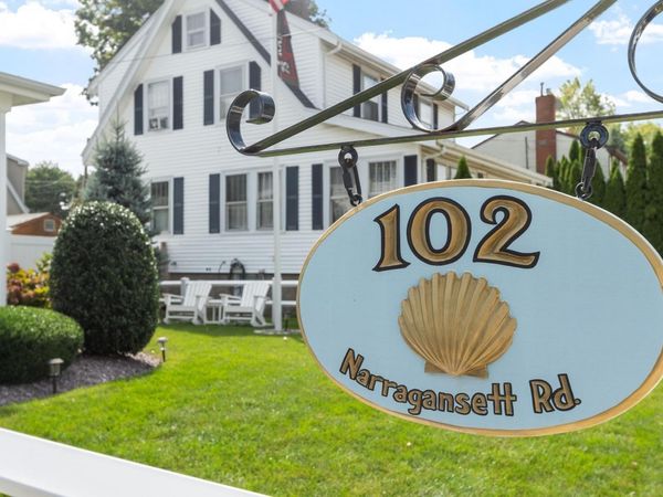 102 Narragansett Rd, Quincy, MA 02169