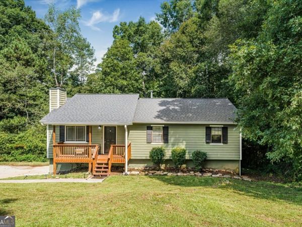 2271 Chestnut Place, Lithia Springs, GA 30122