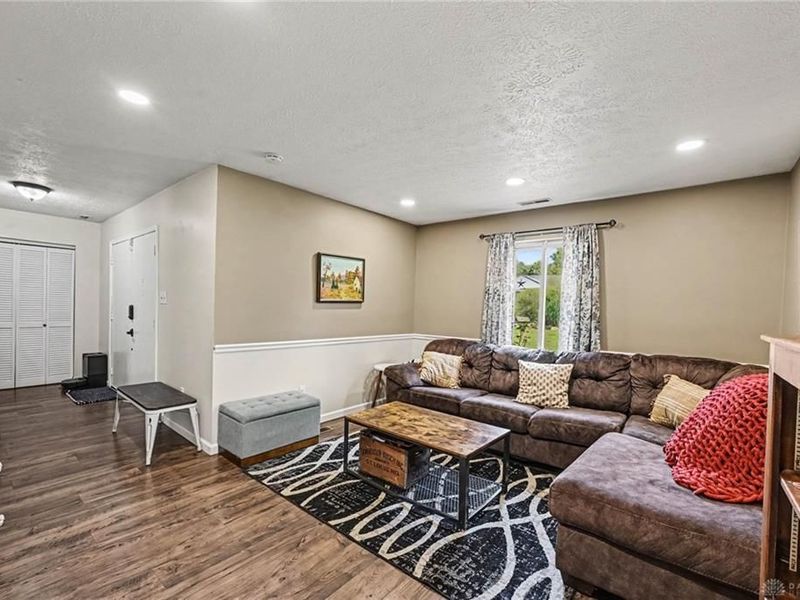 3849 Winthrop Drive, Beavercreek, OH 45431 Photo 8