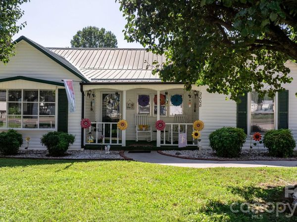 2008 Walt Arney Road , Lenoir, NC 28645