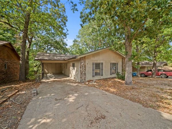 9 Bromwich Lane , Bella Vista, AR 72715
