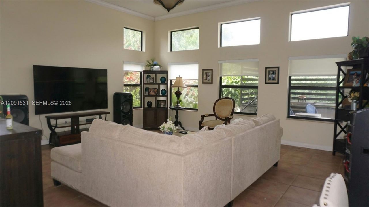 12965 SW 197th St , Miami, FL 33177 Photo