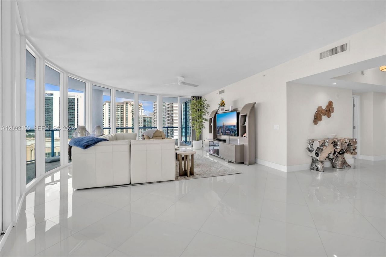 333 Las Olas Way , Unit 2807, Fort Lauderdale, FL 33301 Photo