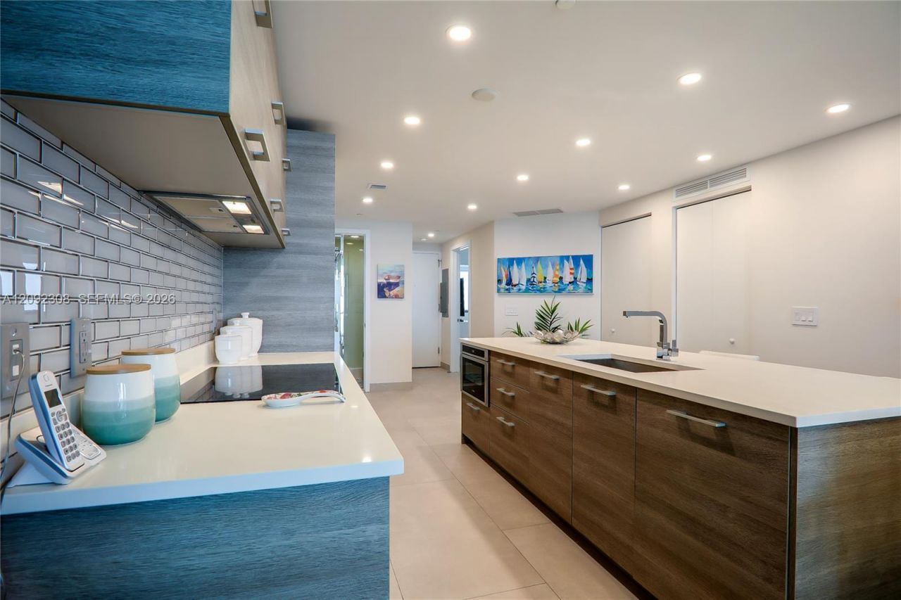 650 NE 32nd St , Unit 4105, Miami, FL 33137 Photo