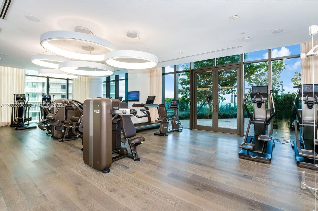 650 NE 32nd St , Unit 4105, Miami, FL 33137 Photo