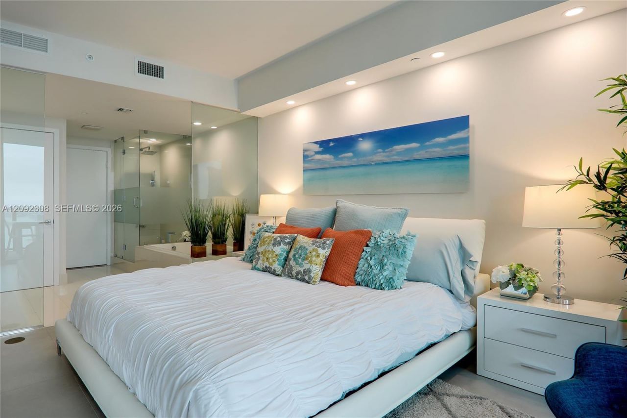 650 NE 32nd St , Unit 4105, Miami, FL 33137 Photo
