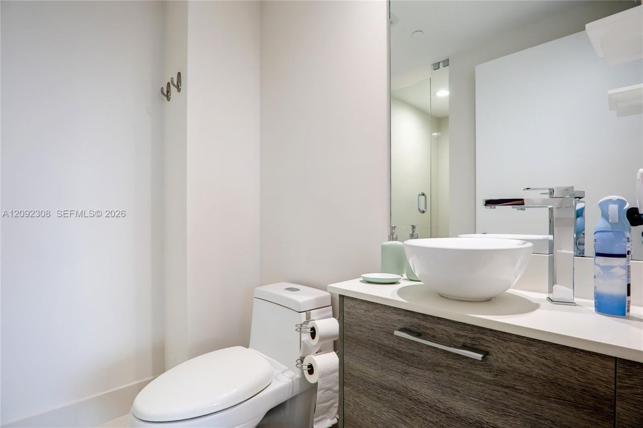 650 NE 32nd St , Unit 4105, Miami, FL 33137 Photo