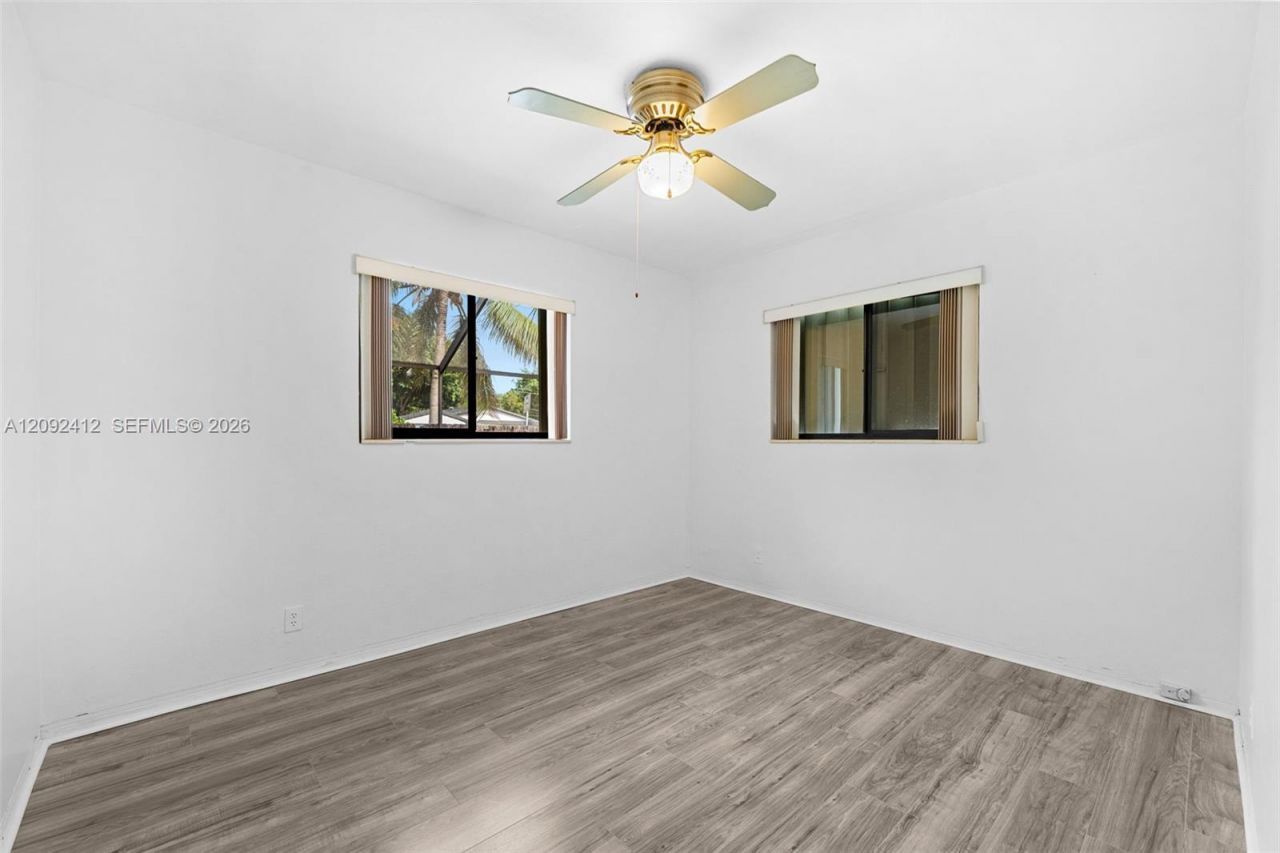 5630 Sheridan St , Hollywood, FL 33021 Photo