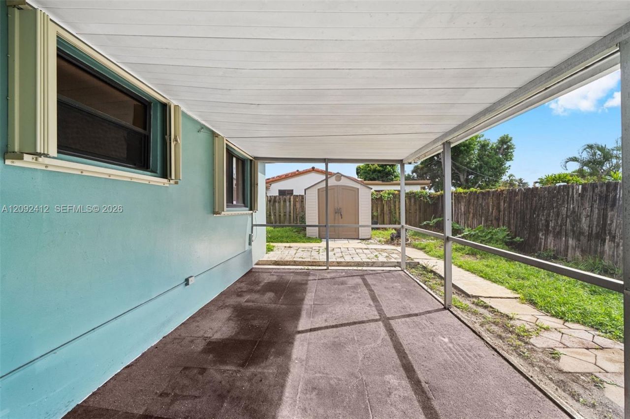 5630 Sheridan St , Hollywood, FL 33021 Photo