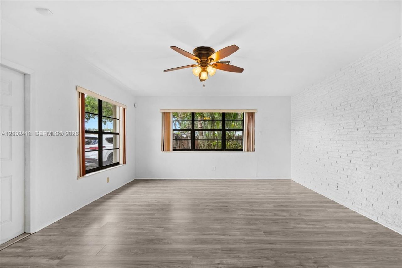 5630 Sheridan St , Hollywood, FL 33021 Photo