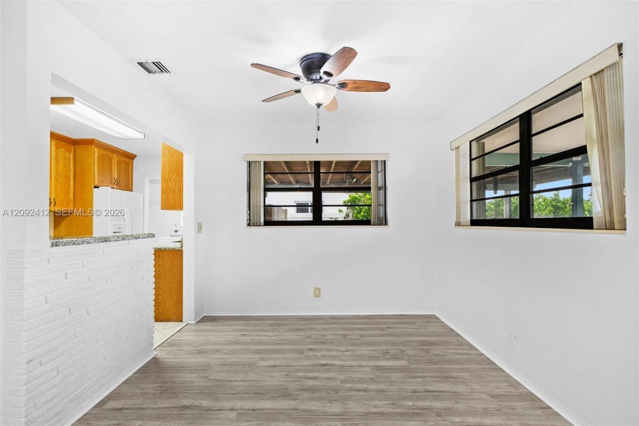 5630 Sheridan St , Hollywood, FL 33021 Photo