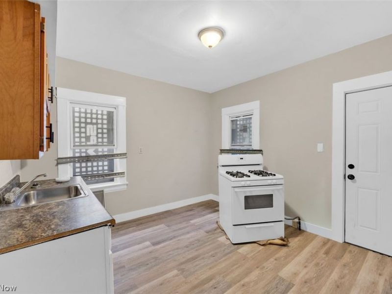 13201 Southview Avenue, Cleveland, OH 44120 Photo 7