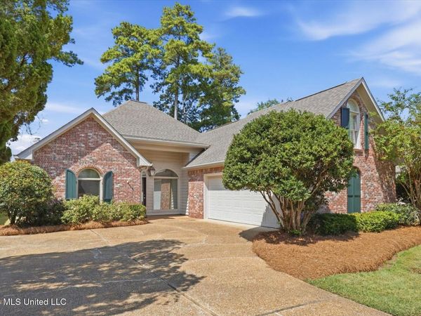 715 Esplanade Drive, Ridgeland, MS 39157