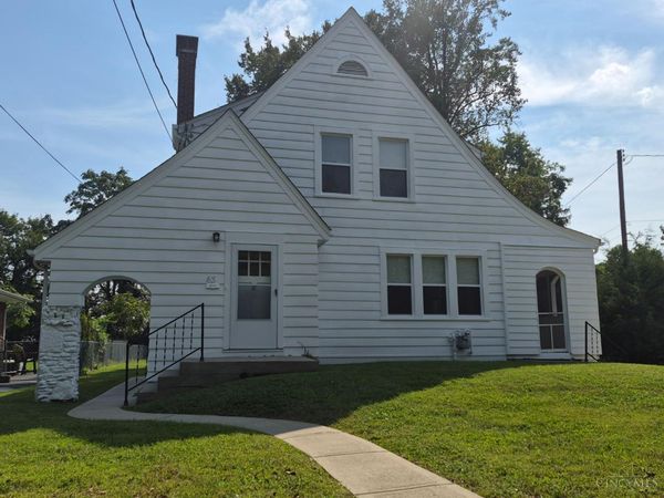 43 Chestnut Avenue, Wyoming, OH 45215