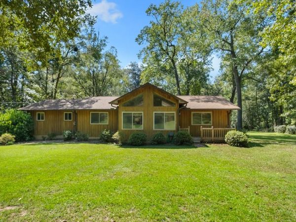 145 Meridian Hills Road , Tallahassee, FL 32312