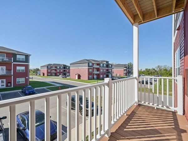 1812 Bourbon Street , Unit 305 / 2BR, Ashville, OH 43103