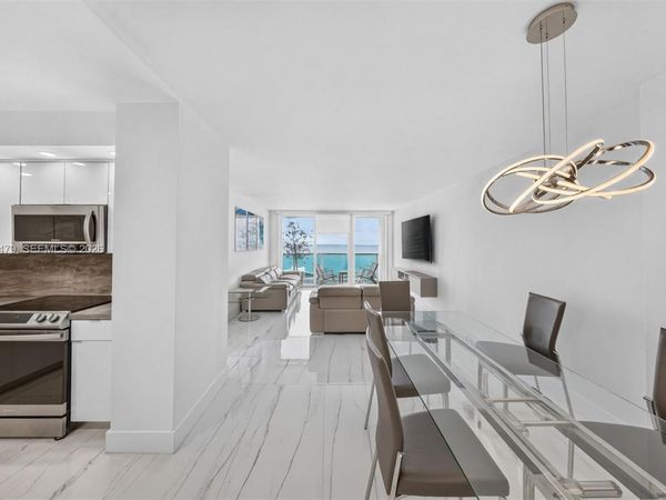 100 Bayview Dr, Unit 1908, Sunny Isles Beach, FL 33160