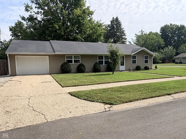 400 N Grace Avenue, Crawfordsville, IN 47933