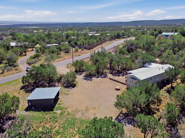 4038 Martinez Road , Edgewood, NM 87015