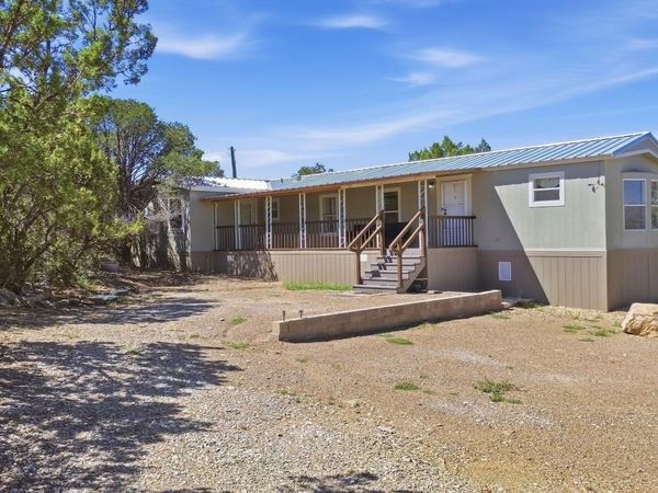 4038 Martinez Road , Edgewood, NM 87015