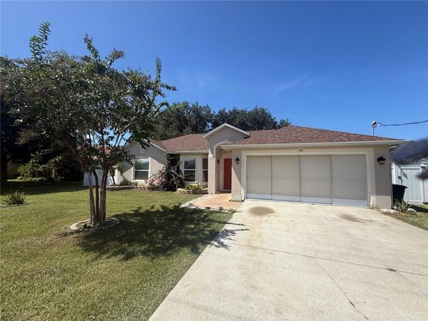 36 FIRETHORN LANE , PALM COAST, FL 32137