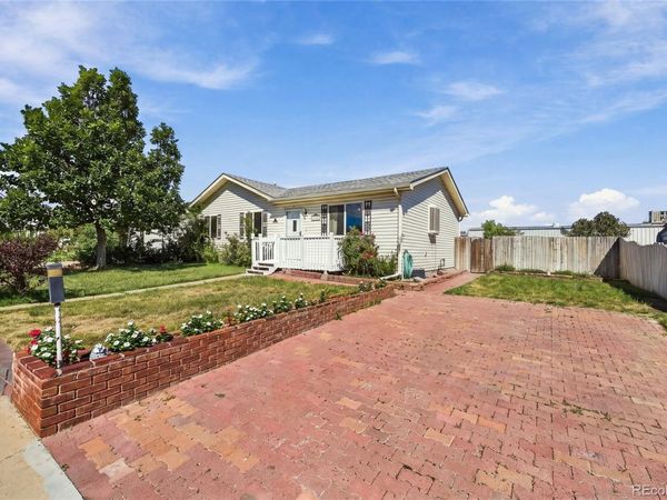 375 Kipp Avenue , Keenesburg, CO 80643