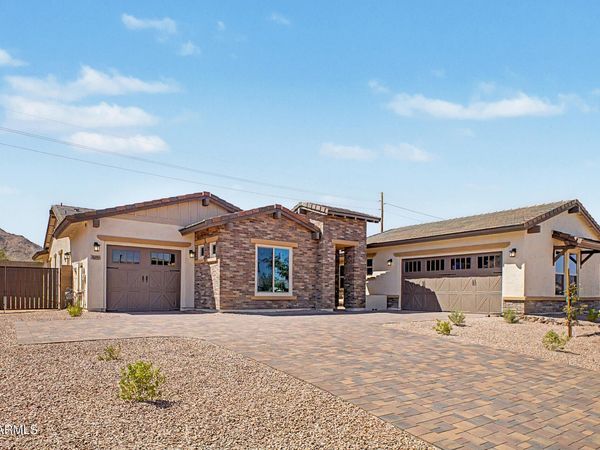 20999 E DIANA Way, Queen Creek, AZ 85142