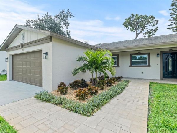 7892 SUNDOWN DRIVE N, ST PETERSBURG, FL 33709