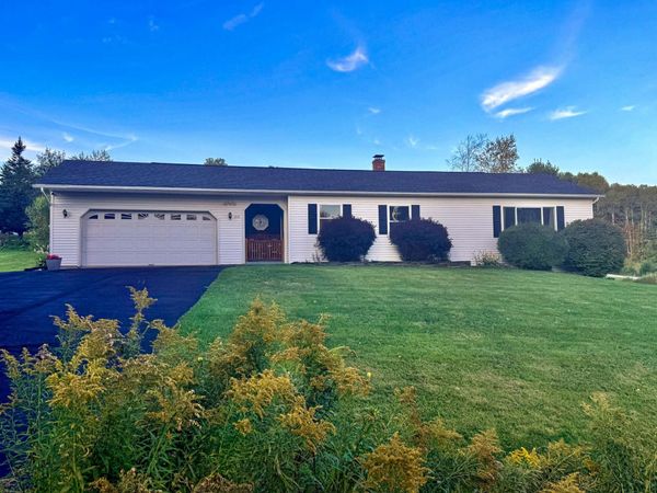 315 East Cobble Hill Road, Barre Town, VT 05641