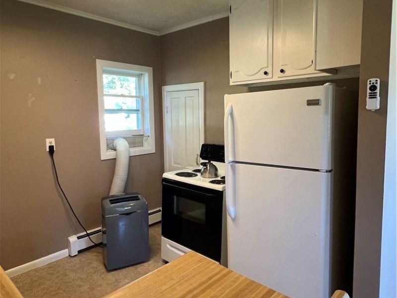 56 E Ashtabula Street, Jefferson, OH 44047 Photo 8