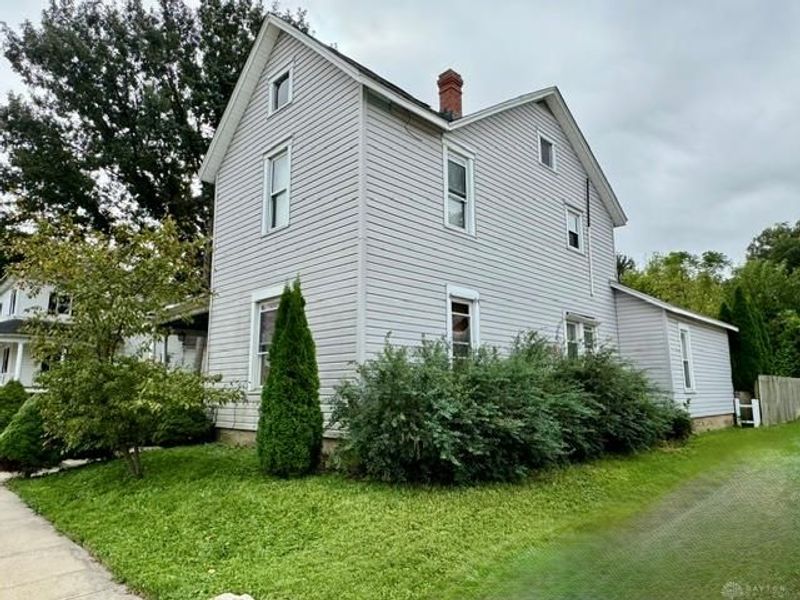 207 W Monument Street, Pleasant Hill, OH 45359 Photo 3