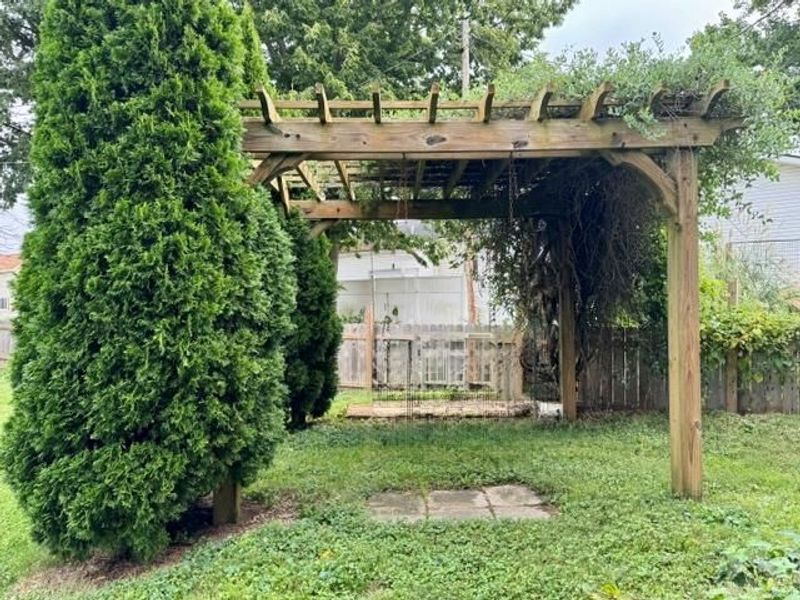 207 W Monument Street, Pleasant Hill, OH 45359 Photo 8