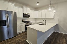 201 Sunny Hill Drive photo 4