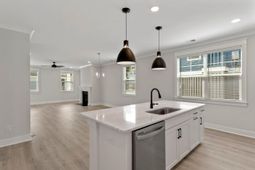 1122 Burkets Bend Lane photo 4