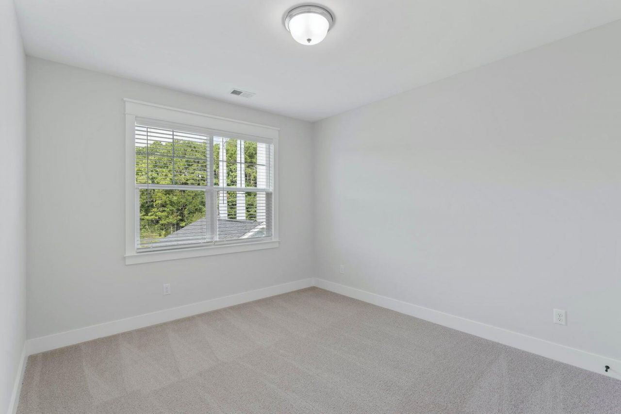 1122 Burkets Bend Lane Photo 8