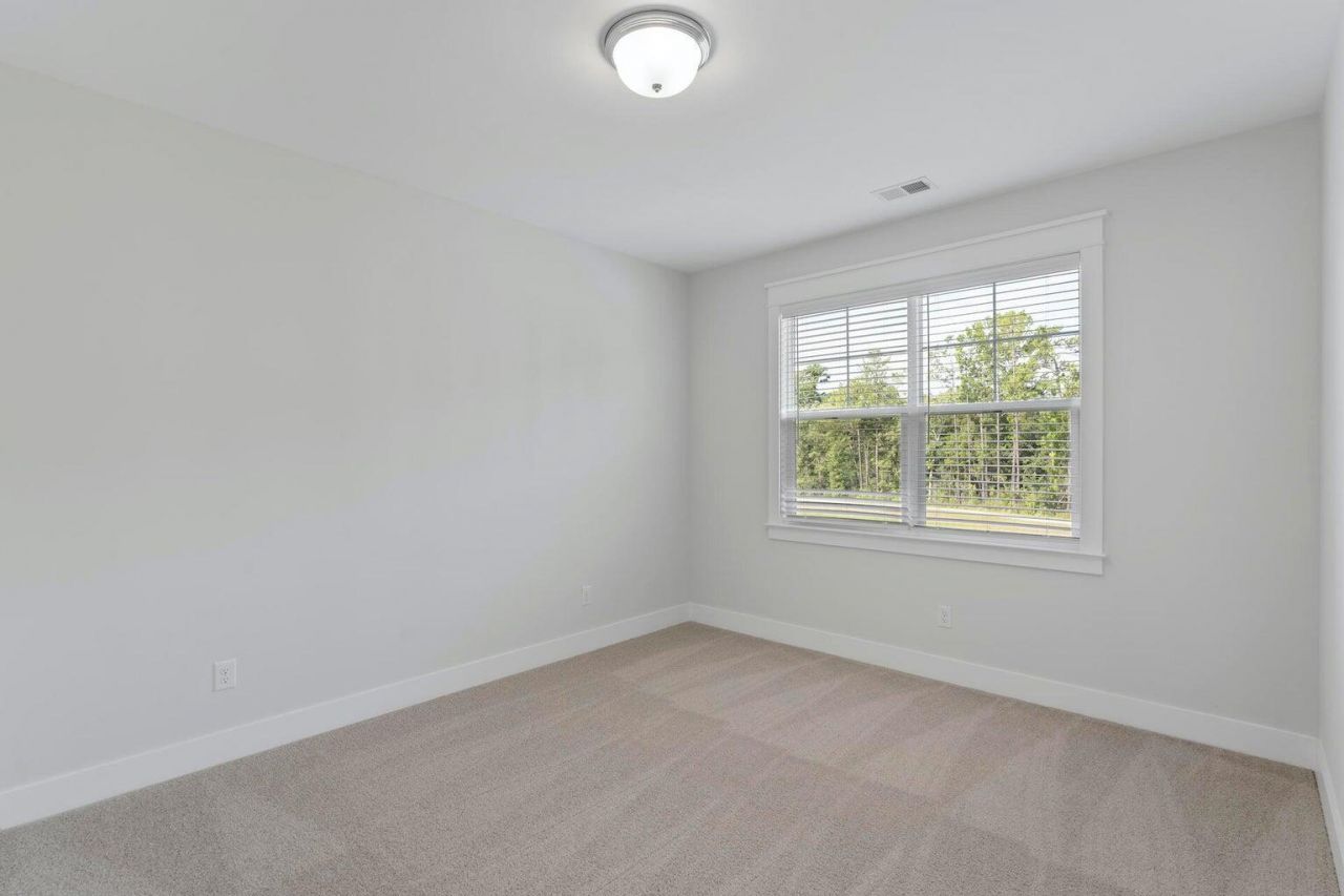1122 Burkets Bend Lane Photo 9