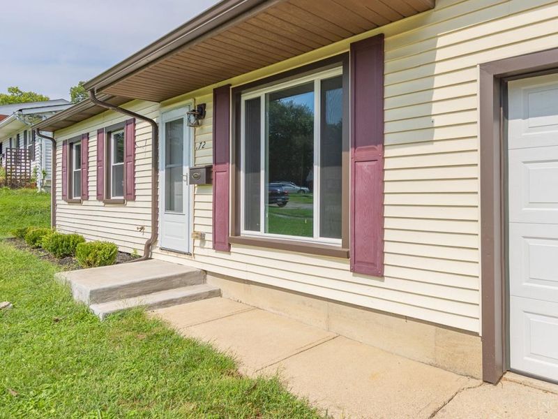 72 Chickasaw Drive, New Miami, OH 45013 Photo 2