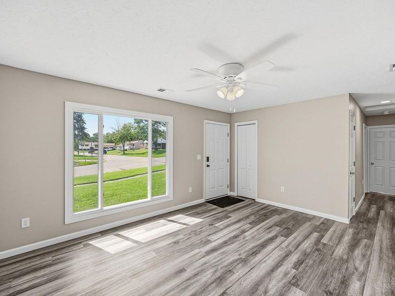 72 Chickasaw Drive, New Miami, OH 45013 Photo 5