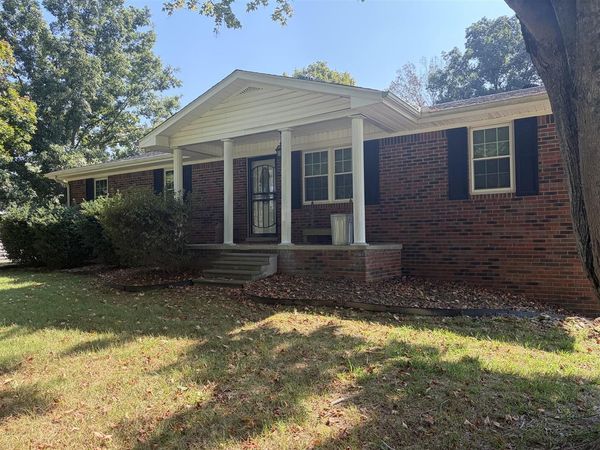 4498 Walnut Creek Road , Scottsville, KY 42164