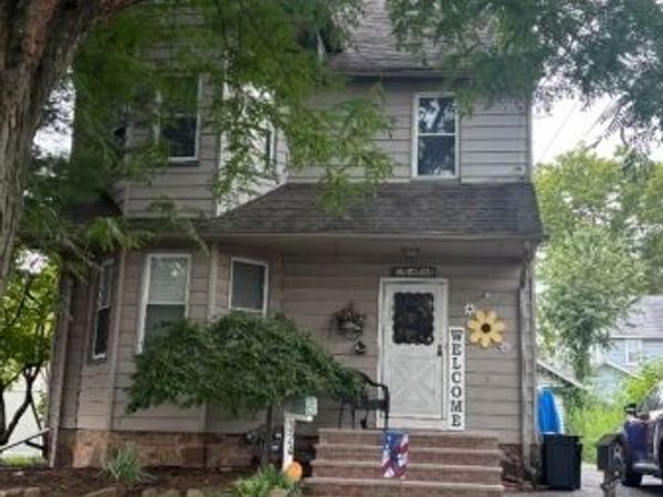 324 Harrison Ave, Hasbrouck Heights, NJ 07604