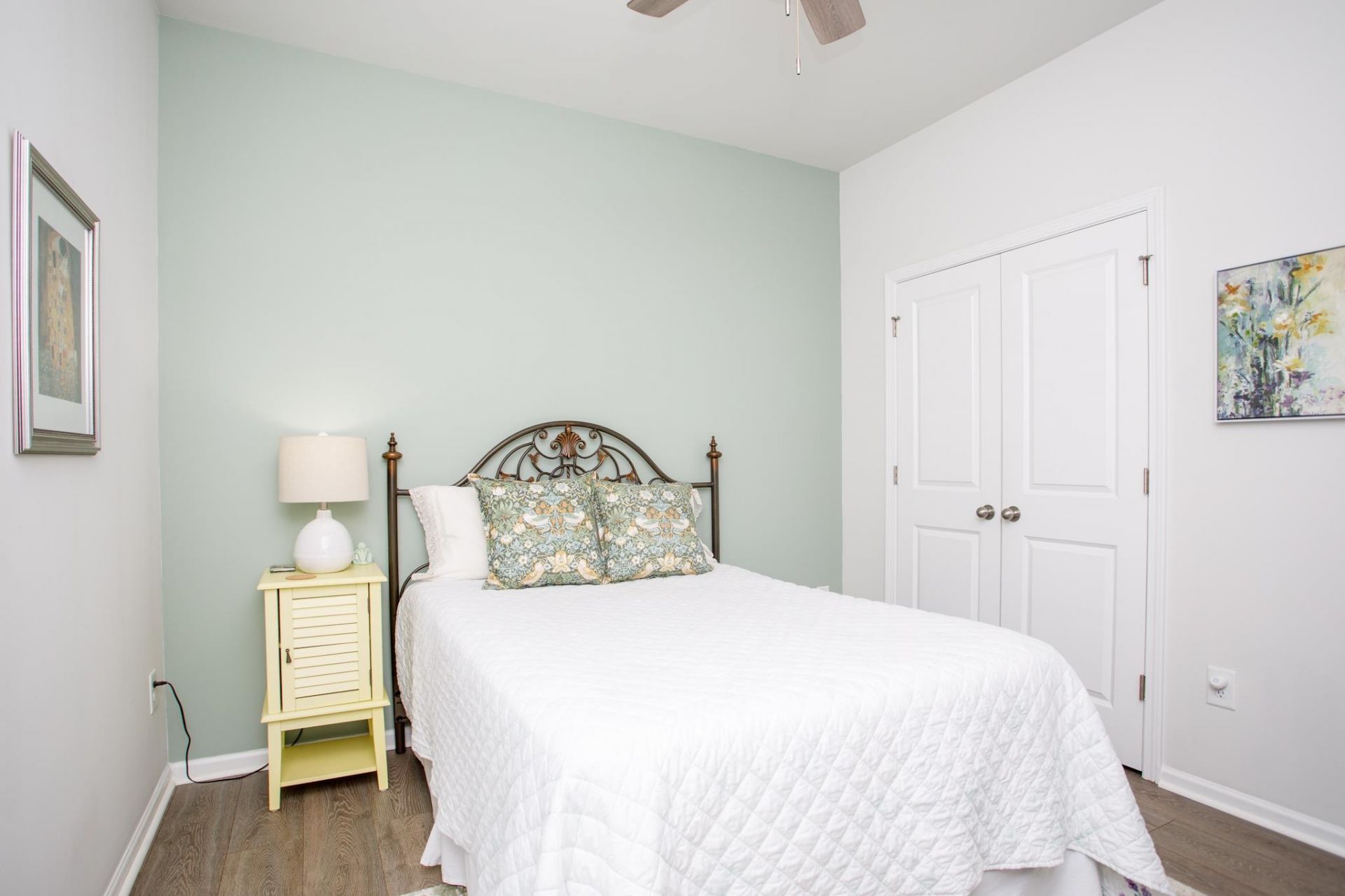 623 Watercliff Dr. Photo 11