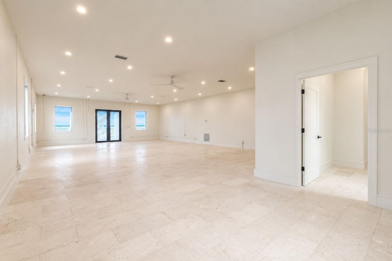 4643 Van Kleeck Drive, New Smyrna Beach, FL 32169 Photo