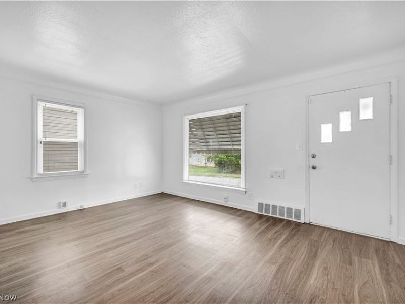 4625 E 88th Street, Garfield Heights, OH 44125 Photo 3