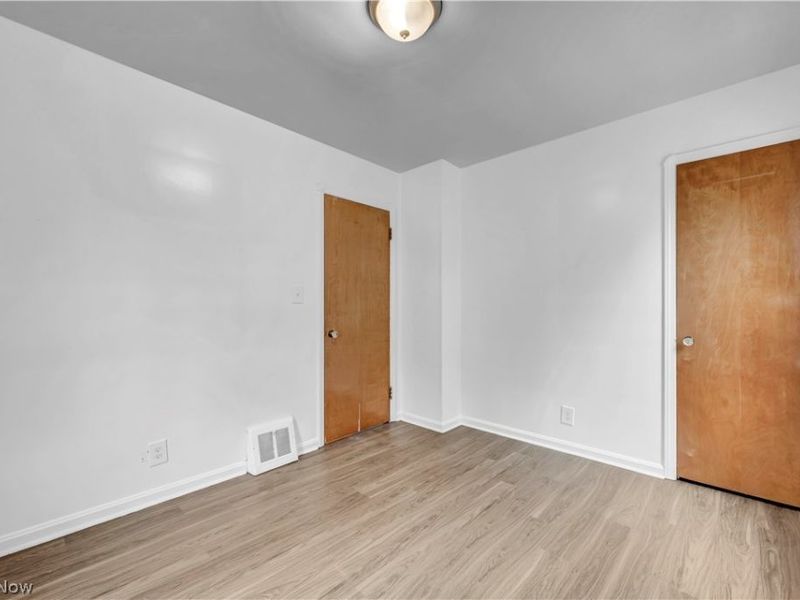 4625 E 88th Street, Garfield Heights, OH 44125 Photo 8