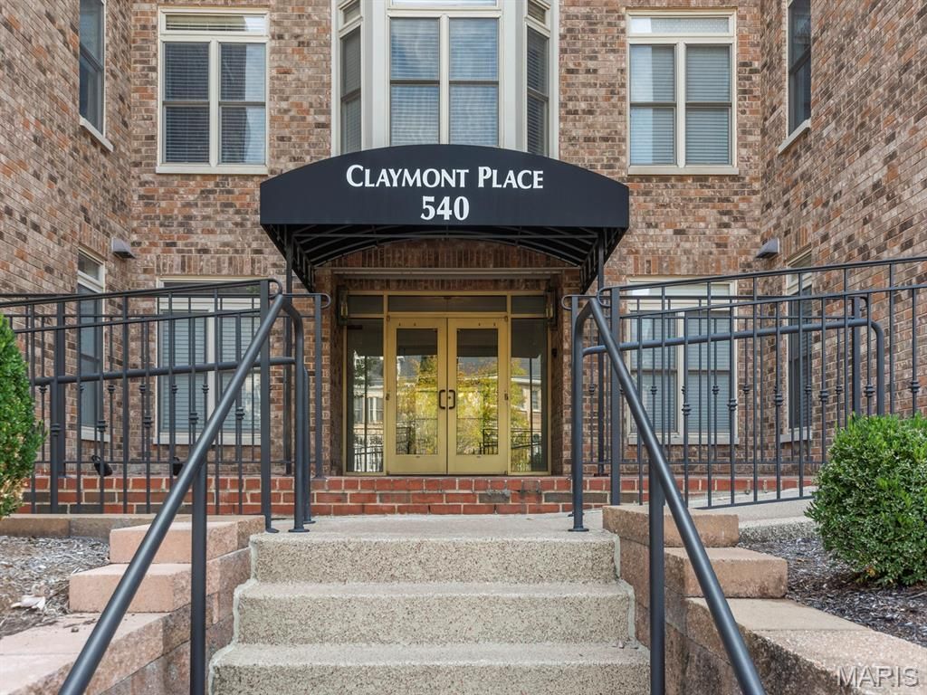 540 North And South, Unit 204, University City, MO 63130 Main Photo
