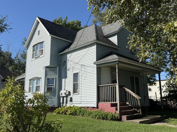 746 Jackson Street, Kalamazoo, MI 49001