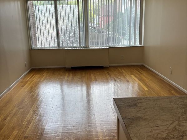 22 Chestnut Pl, Unit M4, Brookline, MA 02445